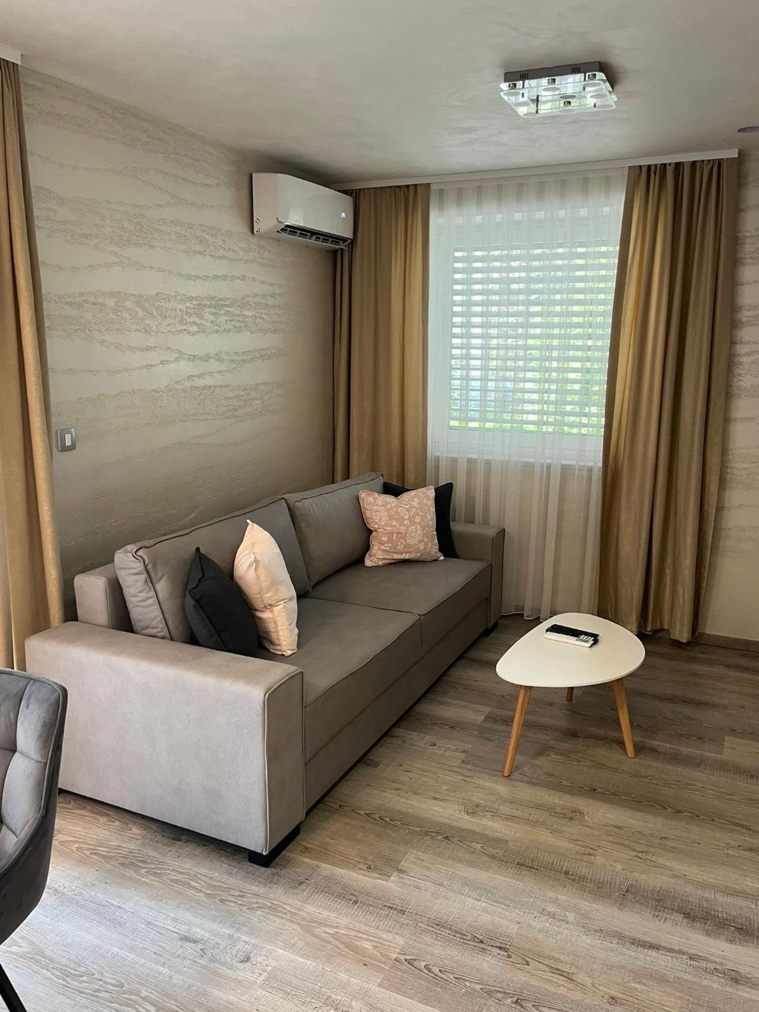 Vila Moste 2 - Free Parking & Pool, Ev Station Liubliana Exterior foto